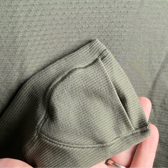 Lululemon Swiftly Tech 2.0 Long Sleeve in Grey Eucalyptus: Size 6 - Picture 6 of 6